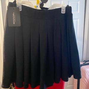 Pleated side split tennis skirt